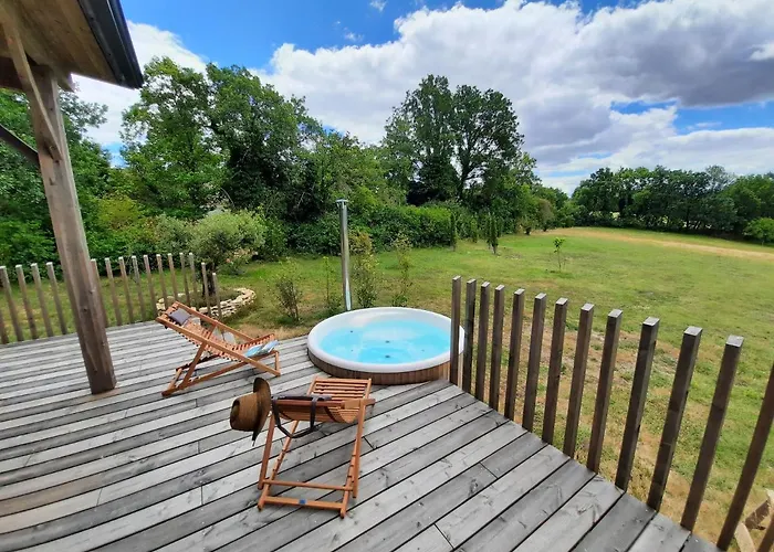 Photo de Villa Les 2 Cabanes l'Authentique à Labastide-Gabausse