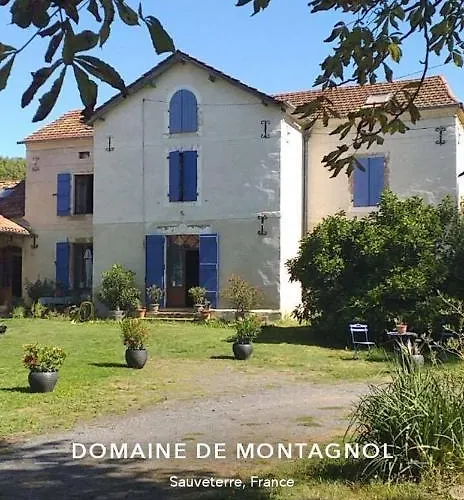 Domaine De Montagnol Bed & Breakfast Sauveterre  photo