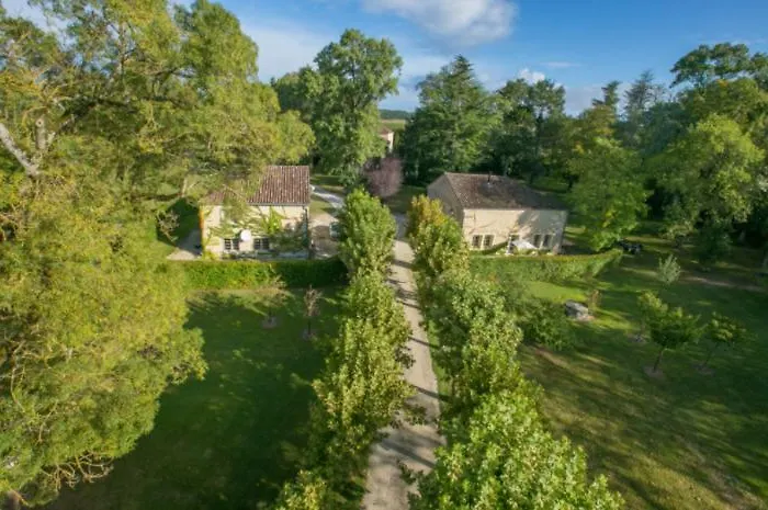 Photo de Double cottages dans parc château - piscine privée - 14 pers Larroque-sur-l'Osse