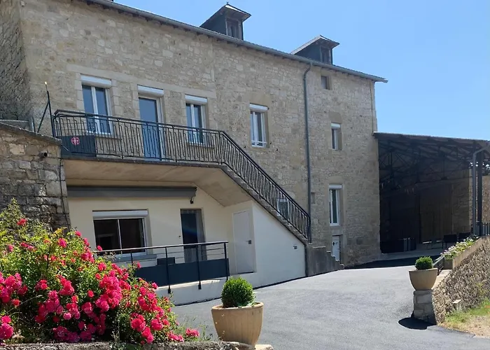 Gite 4 Etoiles - La Maison De Paul Coussergues photo