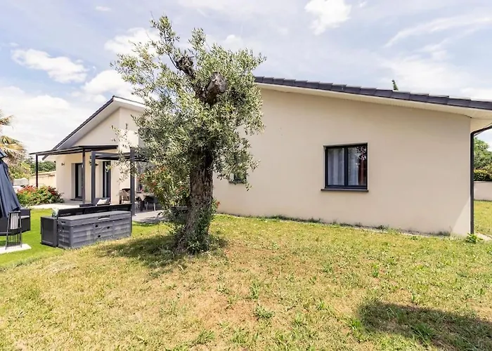 Villa Des Rives Du Tarn Avec Jacuzzi Montans photo