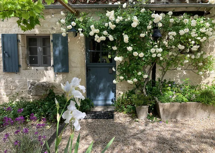 Gite De Charme Avec Grand Jardin & Piscine Touffailles foto