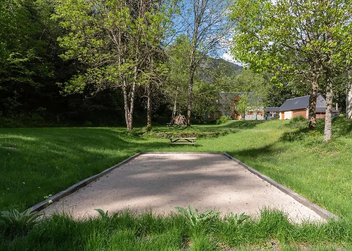 صورة فيلا Charmante Maison 10 Pers. Avec Cheminee Proche Saint Lary/Piau Engaly, Terrasse, Boulodrome Et Parc Pour Enfants - Fr-1-296-344 أراغنويت