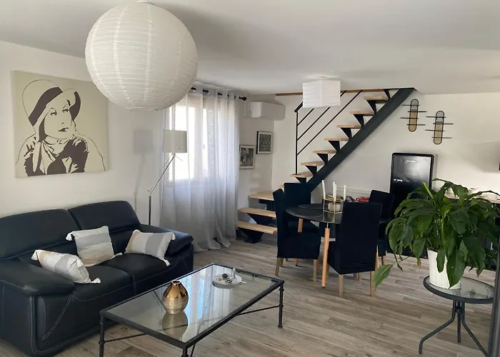 Grand Studio Independant Avec Jardin Peyssies foto