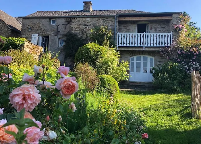 صورة Maisonnette De Charme Les Jardins De Lou Boussac 