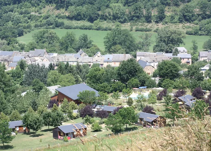Village De Gite - La Cascade Sainte-Eulalie-d'Olt photo