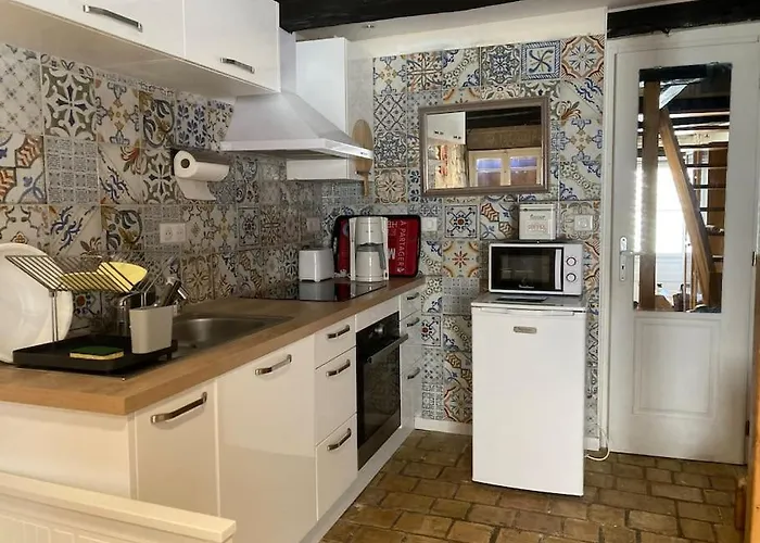 Petite Maison Coquette Villa Roquecor photo