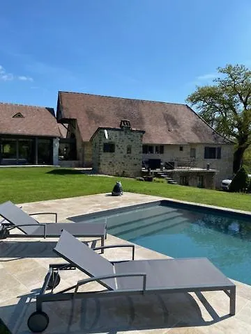Agreable Chambre D Hote Avec Piscine Et Jacuzzi Thegra photo