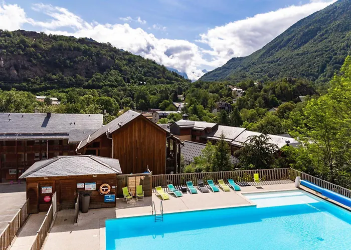 Residence De Tourisme Domaine De La Vallee D'Ax Ax-les-Thermes photo