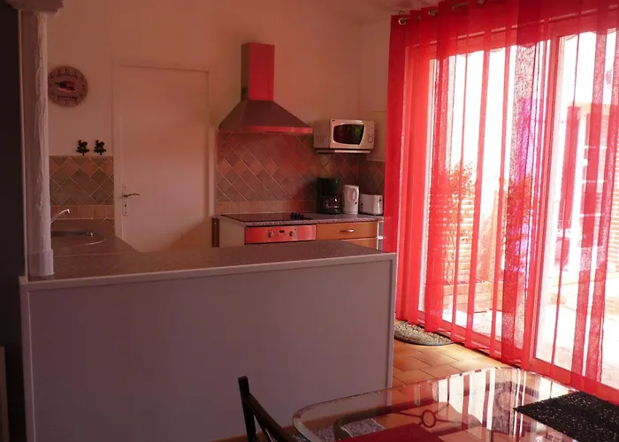 Au Mas Du Soleil Bed & Breakfast Senouillac photo