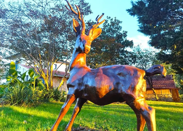 Фото Вилла Le Logis De La Ferme Aux Cerfs Le Houga