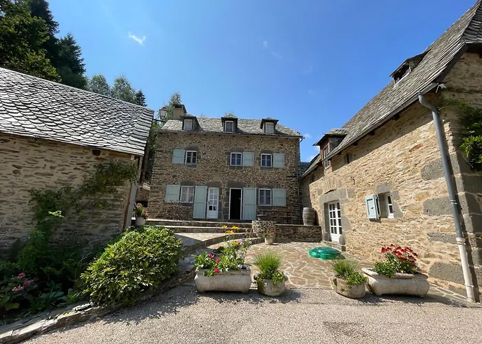 Фото Вилла La Rouliere En Aubrac Montpeyroux 