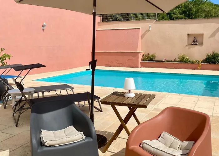 Combe Rouge Bed & Breakfast Belveze fotoğrafı