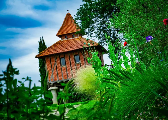 Gite Chambre D'Hotes Insolite Pigeonnier In Marciac Gers Monlezun 사진