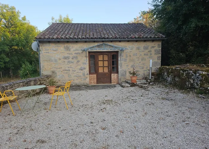 Bed and Breakfast Entre Pierres Et Legendes Cajarc Foto