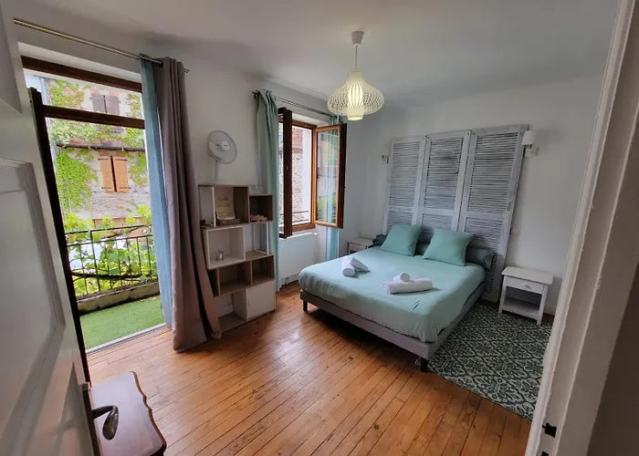 fotos do L'Embellie Acomodação com café da manhã Gagnac-sur-Cere