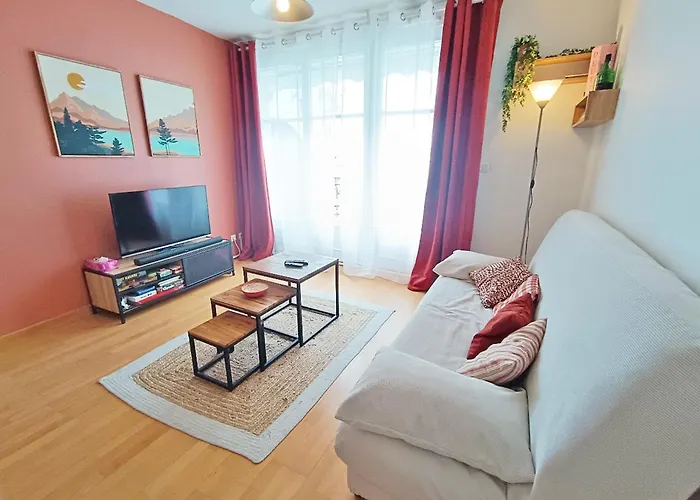 Photo de Appartement Arbesquens 11, T3, Wifi, Parking, Balcon à Bagnères-de-Luchon