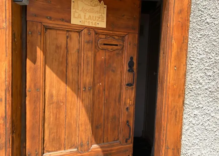 Фото Вилла La Lauze Ascou