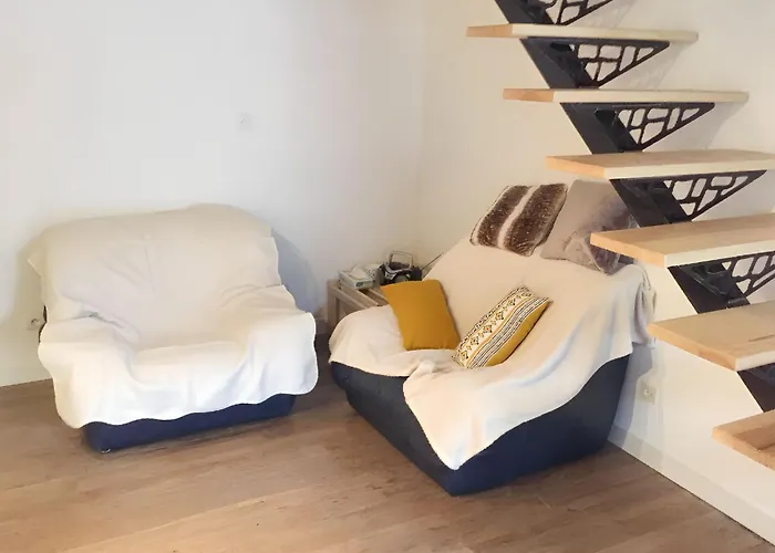 Фото Villa Charmante A Vimenet Avec Jardin Et Terrasse