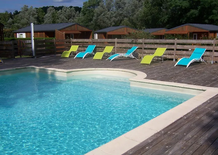 صورة فندق La Tour Du Loup La Bastide-de-Sérou