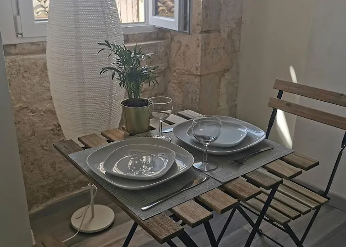 Photo de Maisonnette Cosy Montestruc sur Gers