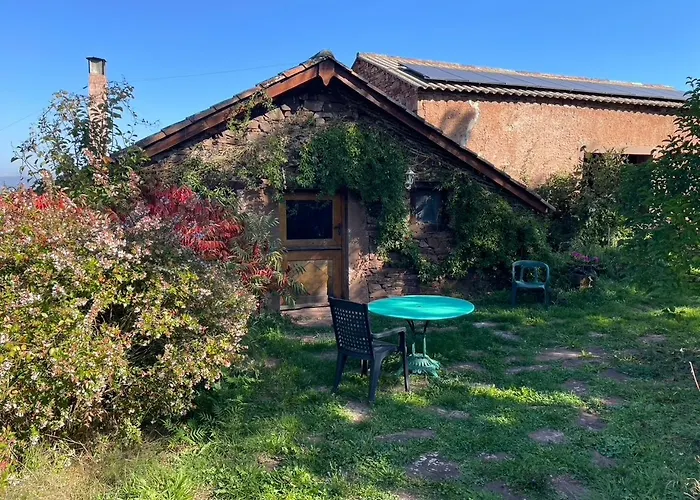 Gite Des Monts Saint-Izaire photo