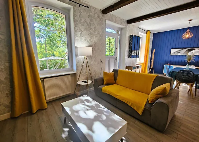 Gite Villa Garona 6 Pers Avec Billard Proche Pyrenees Cazeres Foto