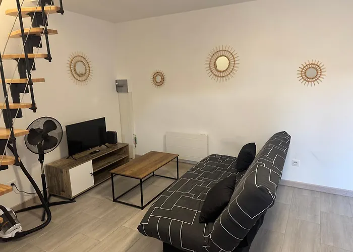 Charmant Appartement Pommevicの写真