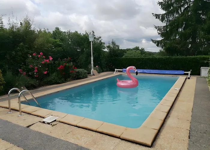 Gite De La Guillone Savignac  képek