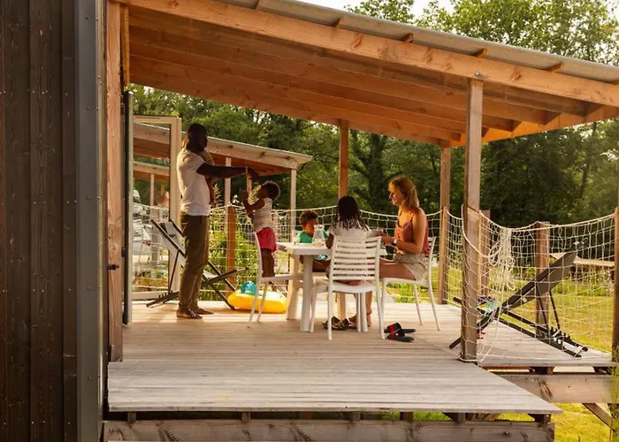 Photo de Mobil-home Prestige avec Terrasse pour 4 personnes - API-1-52-1050 Martiel