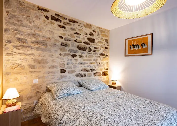 Holiday Home Domaine Les Haut Mit Eigenem Garten By Interhome Saint-Jean-Lespinasseの写真