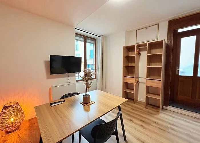 Photo de Appartement L'Escapade à Foix - Cœur historique&Apaisant