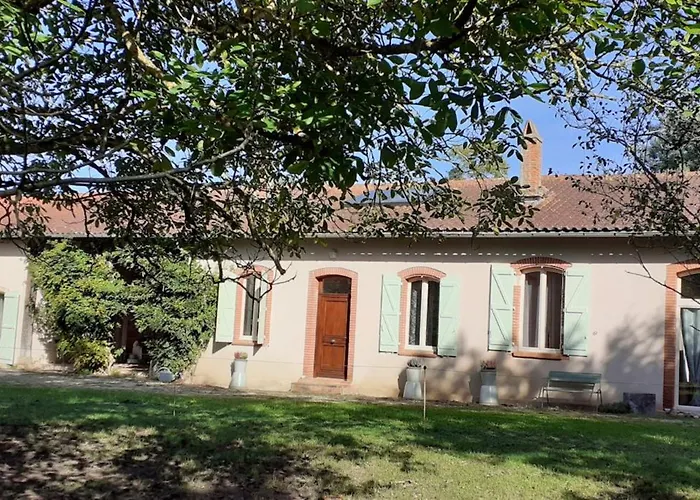 Domaine Agricole De Labarthe Bed and Breakfast Leguevin foto