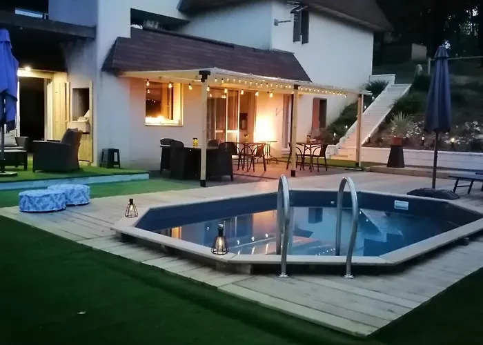 Lapausedegout Piscine Chambres Climatisees Terrasse Table D'Hotes foto