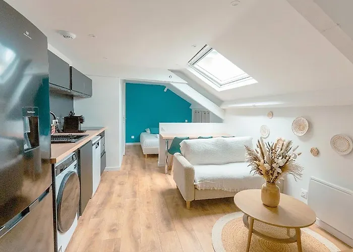 T1 Bis - Tarbes Centre - Parking Gratuit A 2 Min - Wifi Fibre Apartment photo