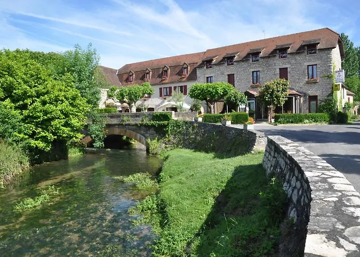 Logis Hotels - Auberge De L'Ile - Hotel 3 Etoiles Et Restaurant Creysse  photo