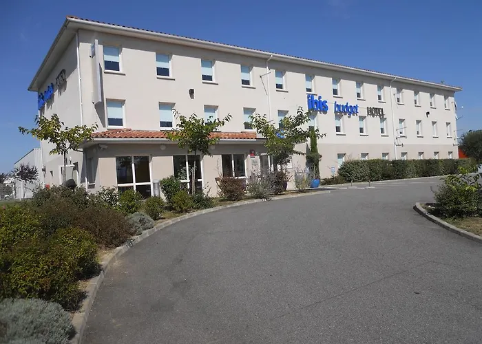 Ibis Budget Saint Gaudens Estancarbon photo