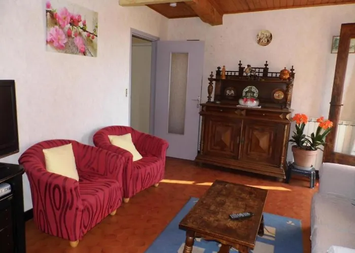 Фото House Gite De Poudis