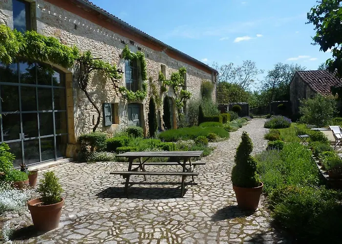 La Cle D'Escamps Hotel photo