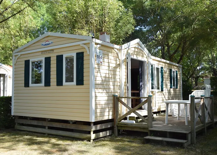Camping Village L'Apamee Pamiers photo