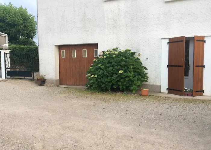 Rignac  Chambre Independante + Sanitaire Pres Centre Ville תמונה