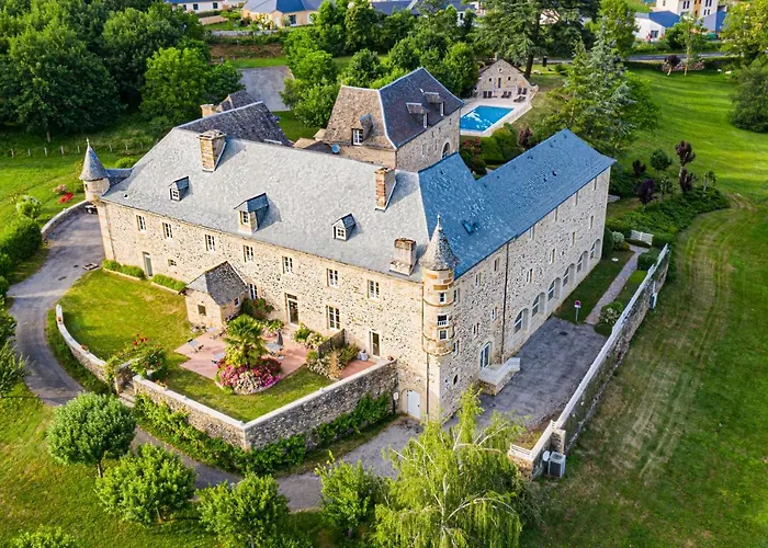Chateau De La Falque, The Originals Relais Hotel Saint-Geniez-d'Olt photo